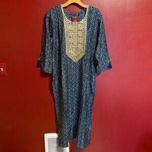 Indian Kurta Tunic Size L Blue Floral‎ Gold Embroidery Kaftan Dress NWT